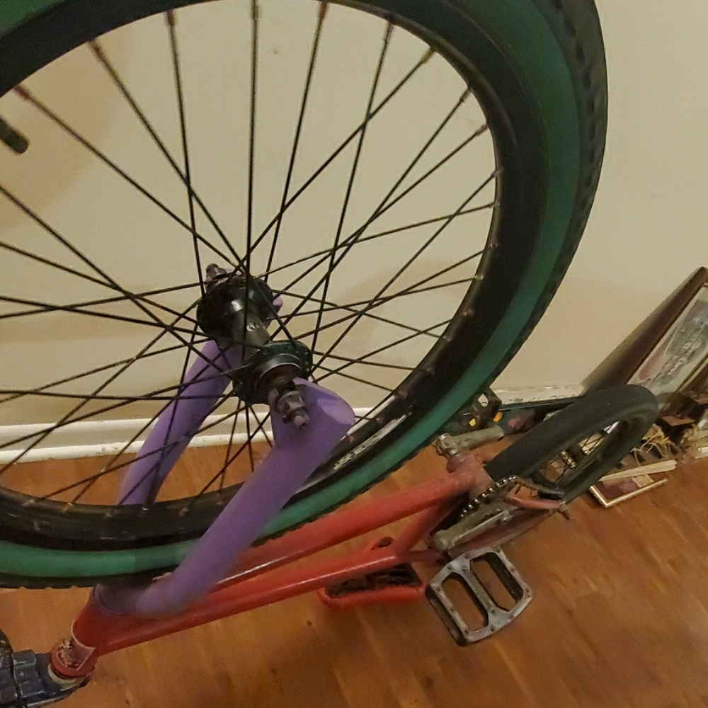 Kink bmx..... k460 frameName:Kink

Model:K460

Pri